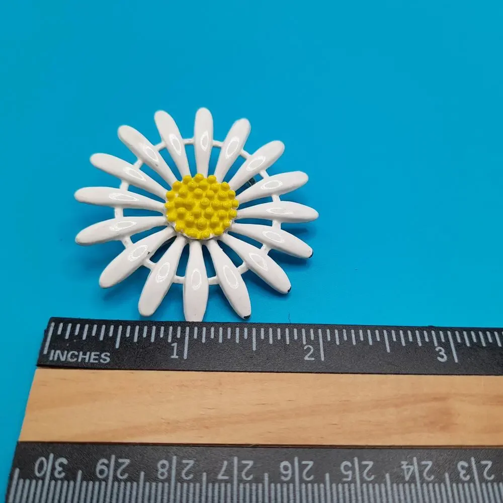 Vintage White Yellow Enamel Daisy Brooch, 1960s Flower Power, 2 Inches